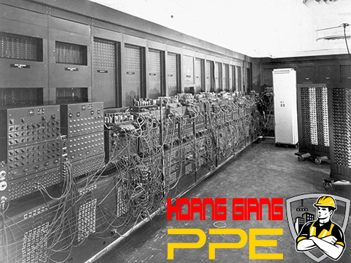 chiếc máy tính đầu tiên trên thế giới - ENIAC