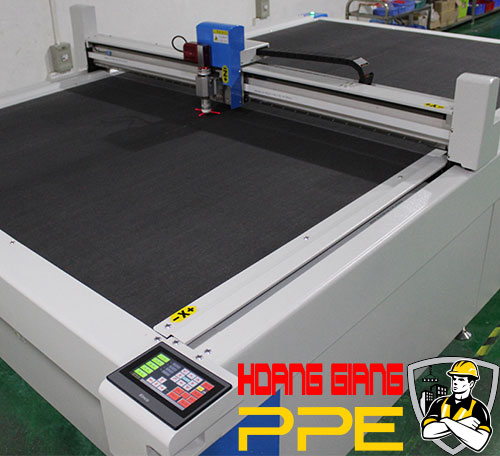 bàn cắt vải CNC