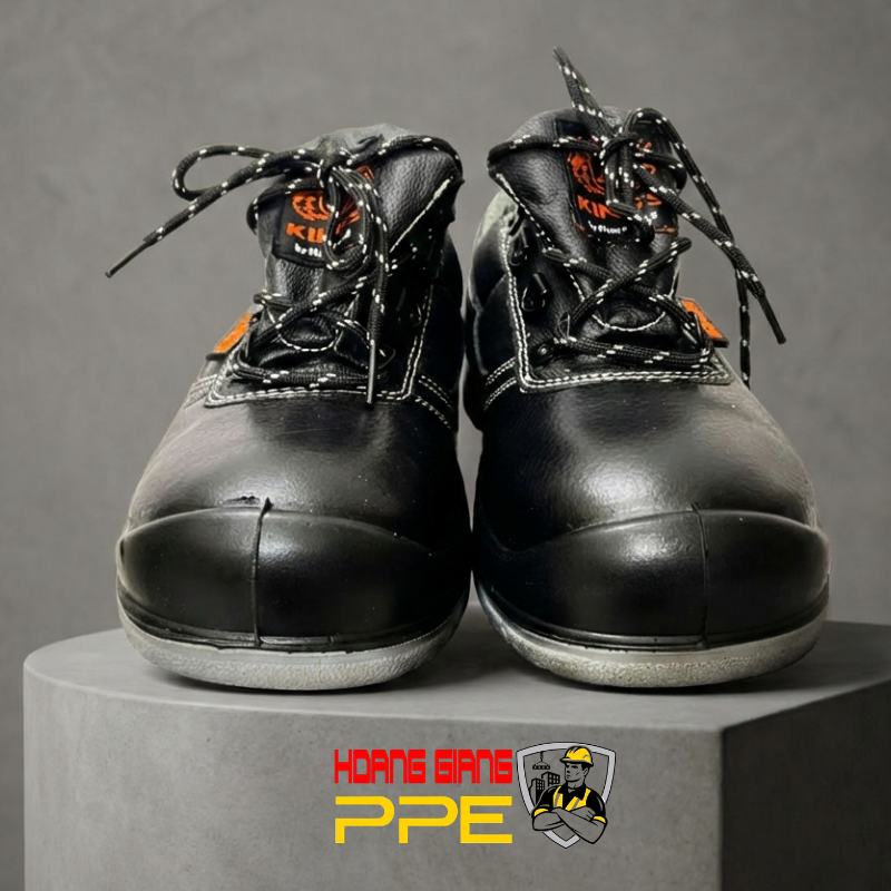 giày chống đâm xuyên